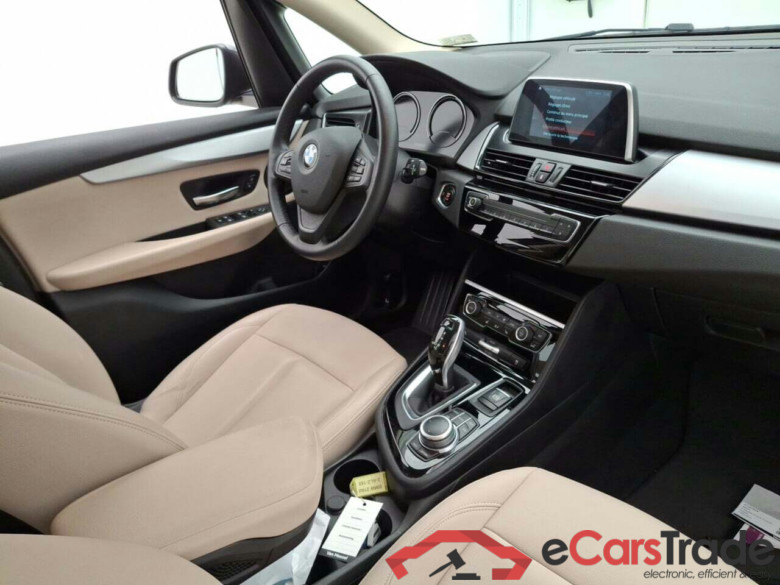 BMW 216d Active Tourer Aut. LED Navi Leather KeylessGo Klima PDC ... #6