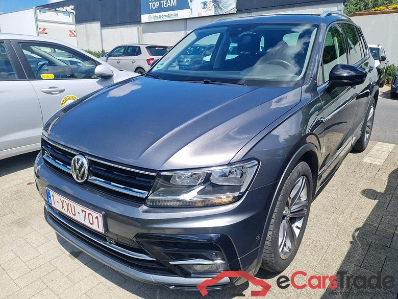 VOLKSWAGEN - VW  TIGUAN TSI 150PK DSG IQ.Drive Pack R Line Exterior & Winter Pack & Sport Suspension  * PETROL *