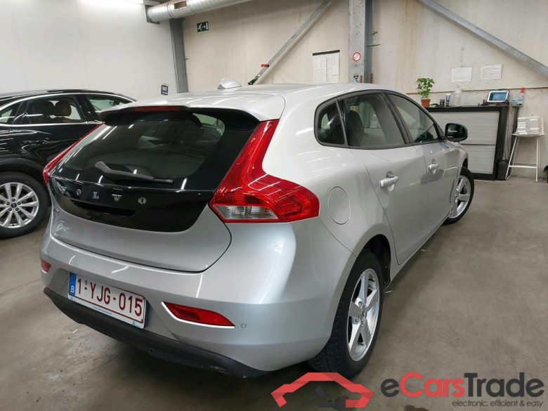 Volvo V40 2.0 T2 Navi Klima PDC ... #2