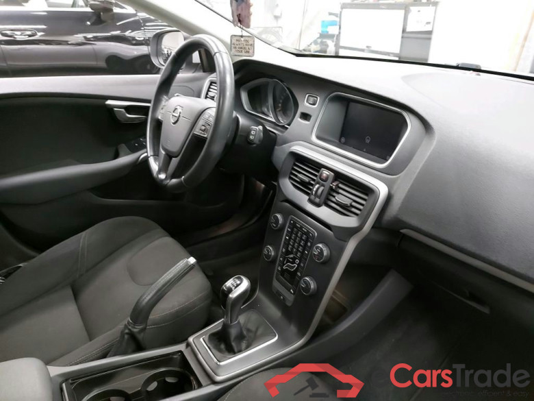 Volvo V40 2.0 T2 Navi Klima PDC ... #5
