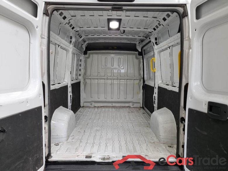 PEUGEOT BOXER / 2023 / 4P / FURGONE 2.2 BLUEHDI 120 SeS 330 L2H2 #5