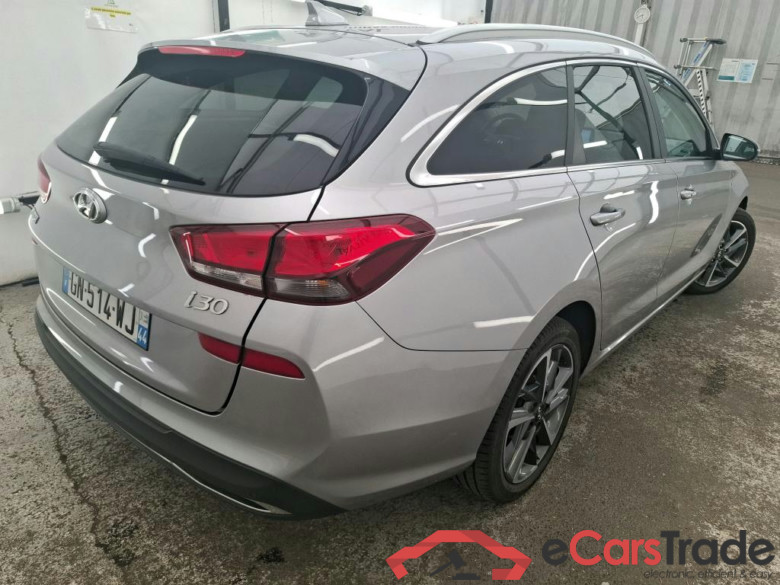 HYUNDAI i30 Sport Wagon  2020  5P  Break 1 0 TGDI 120 MHEV I MT CREATIVE SW #3