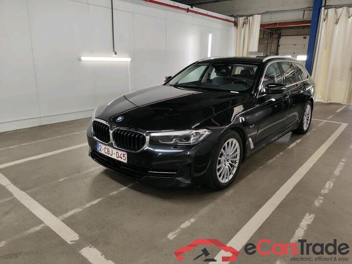BMW 5 Reeks Touring 5 Reeks Touring 530e Auto (PHEV) 215kW/292pk  5D/P Auto-8