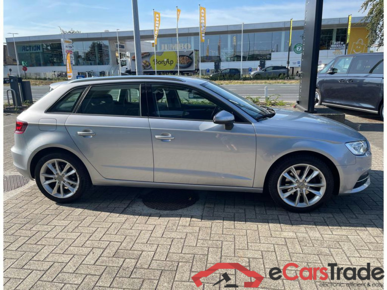 AUDI A3 Sportback 1.2 TFSI Attraction S tronic #3
