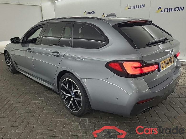BMW 5-serie Touring 530e Business Edition Plus 5D 215kW #4