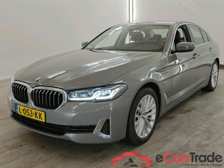 BMW 5 Serie Sedan 530e High Executive 4d +  BMW Laserlight #1