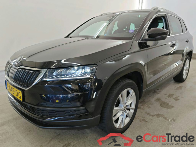 Skoda Karoq 1.5 TSI ACT Greentech Business Edit Plus 5d + Pano #1