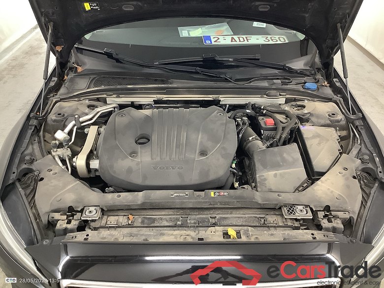 VOLVO V60 - 2018 2.0 B3 MHE Momentum Core Geartronic #6