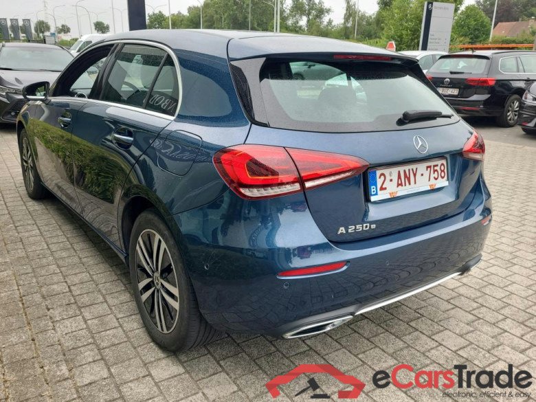 MERCEDES-BENZ CLASS A (W177) A 250 e PHEV Business Solution #3