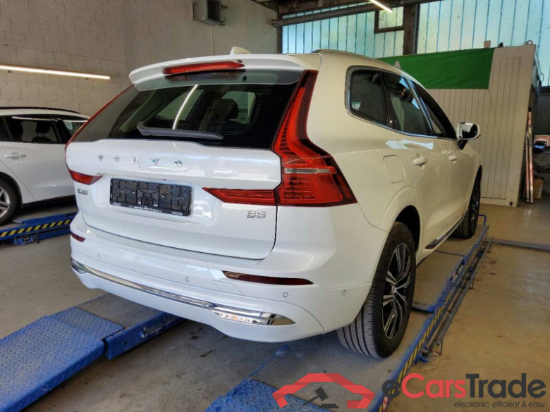 Volvo XC60 (03.2017->) DE - SUV5 B5 (Benzin) 2WD EU6d, Inscription Mild-Hybrid, (Facelift) 2021 - 2022 #3