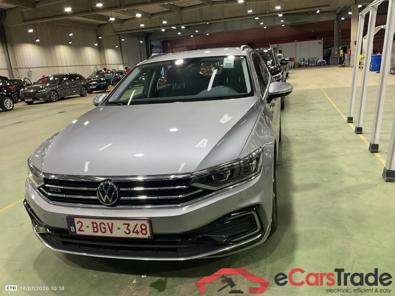 VOLKSWAGEN PASSAT VARIANT 1.4 TSI MSQ VARIANT GTE BUSINESS #2
