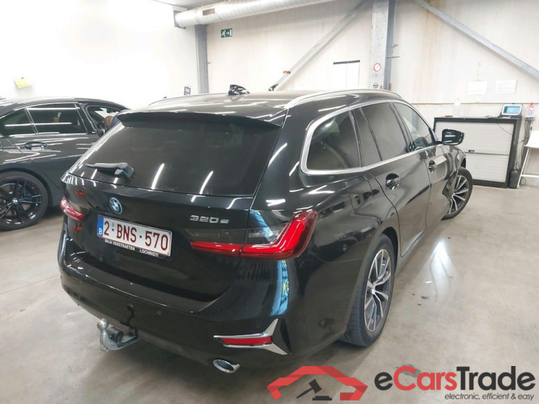 BMW - BMW 3 TOURING 320e 204PK Business Edition Luxury & Pack Business Plus With Heated Seats & Travel Pack & Parking Assistant Plus * HYBRID * #2