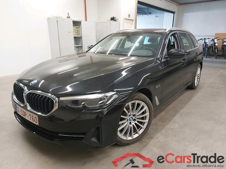 BMW - BMW 5 TOURING 530e 292PK Business Edition With Dakota Heated Seats & Parking Assistant Pack  * HYBRID *