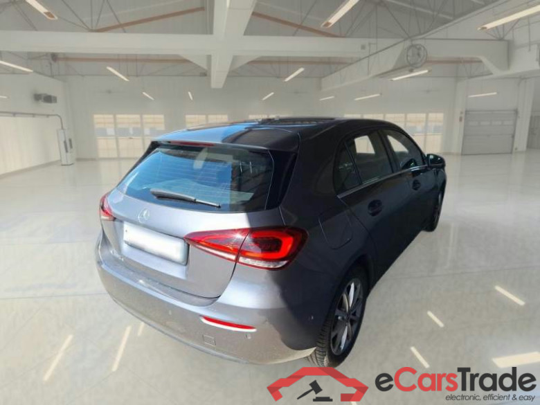 MERCEDES-BENZ CLASSE A / 2018 / 5P / BERLINA A 250 E EQ-POWER AUTO BUSINESS EXTRA #2