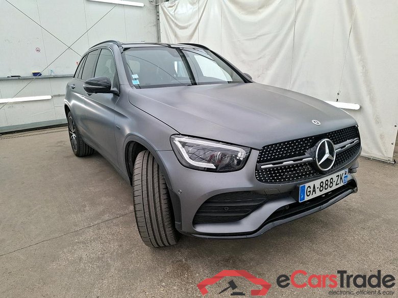 GLC / 2019 / 5P / SUV GLC 300 e AMG Line 4Matic #4