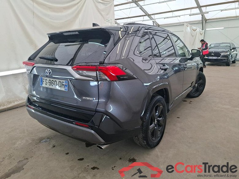 TOYOTA RAV4 Hybride / 2018 / 5P / SUV 2WD 218ch Collection #3