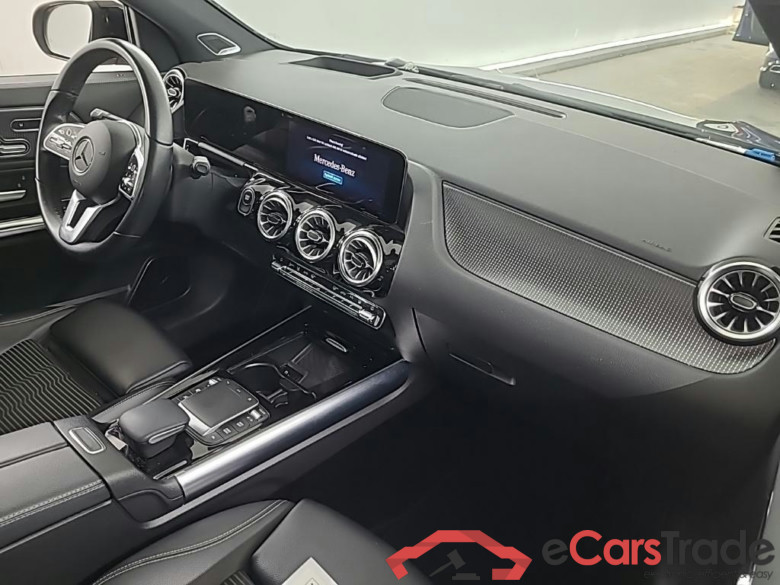MERCEDES-BENZ EQA 250 Business Solution Luxury auto 5D 140kW #6