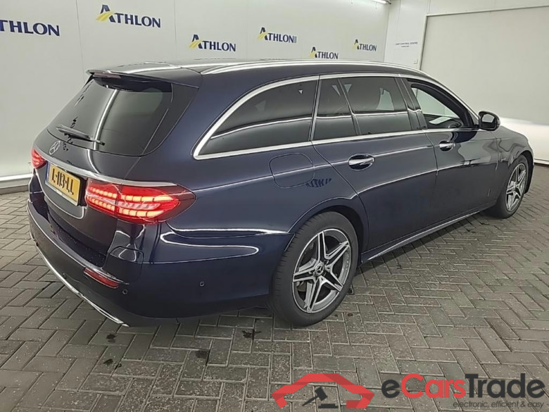 MERCEDES-BENZ E-klasse Estate E 300 e 9G-TRONIC Bus Sol AMG 5D 235kW #3