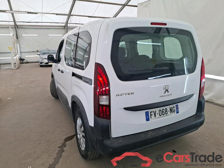 Rifter Active L1 1.2 PureTech 110 CV #2