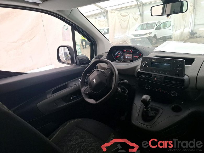 Rifter Active L1 1.2 PureTech 110 CV #5