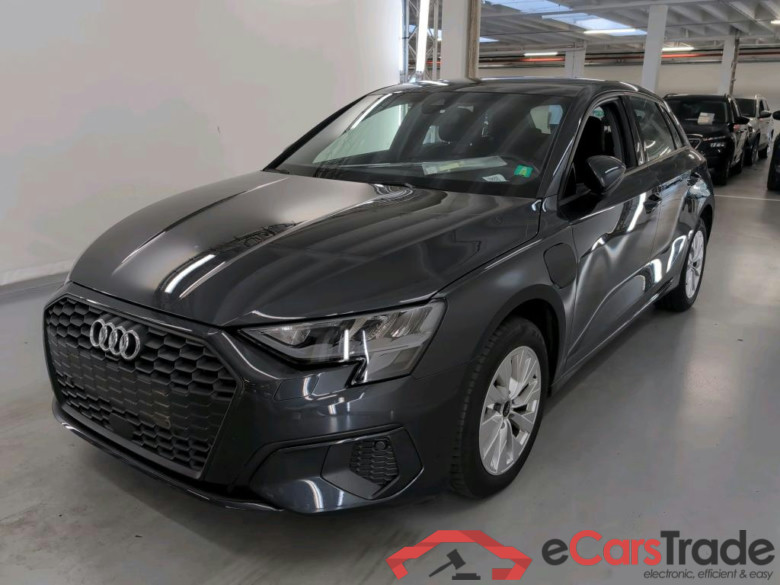 AUDI A3 SPORTBACK 1.4 40 TFSI E S TRONIC SPORTB ATTRACTION #1