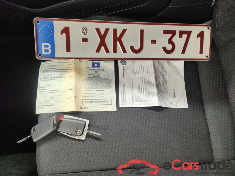Volkswagen Polo 1.0 TSI Comfortline DSG 5d #4
