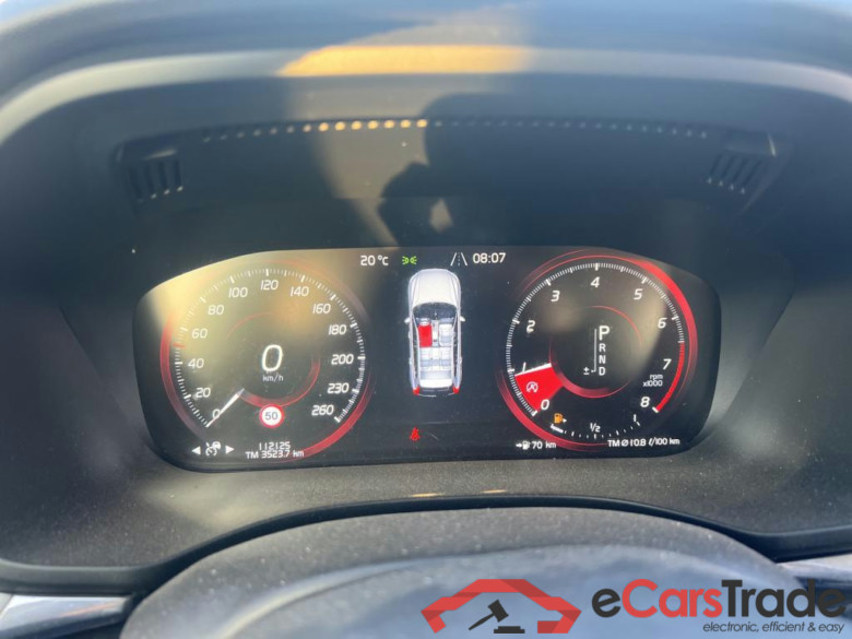 VOLVO XC60 / 2017 / 5P / todoterreno 2.0 T4 Business Plus Auto (CX) #4