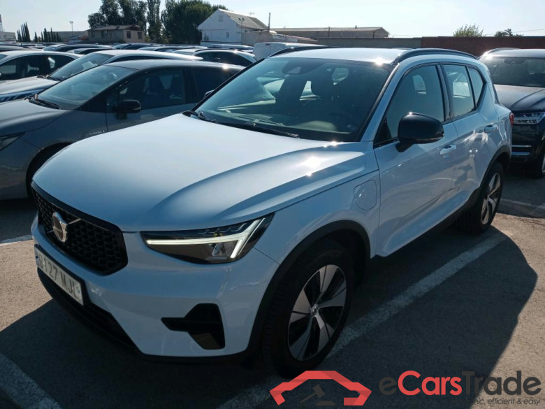 VOLVO XC40 / 2021 / 5P / todoterreno 1.5 T4 Recharge PHEV Plus Dark Auto