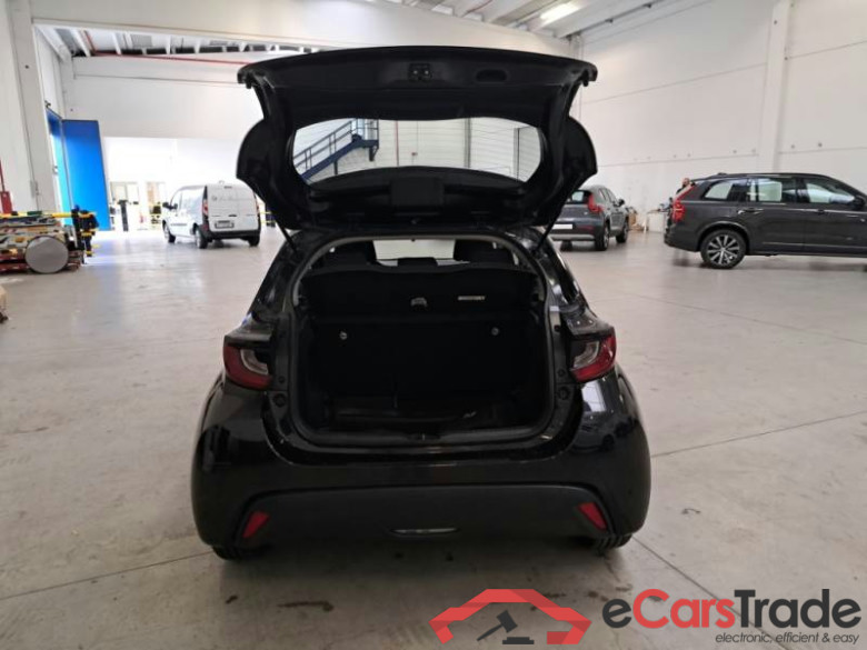 TOYOTA YARIS / 2020 / 5P / BERLINA HYBRID BUSINESS MY22 #5