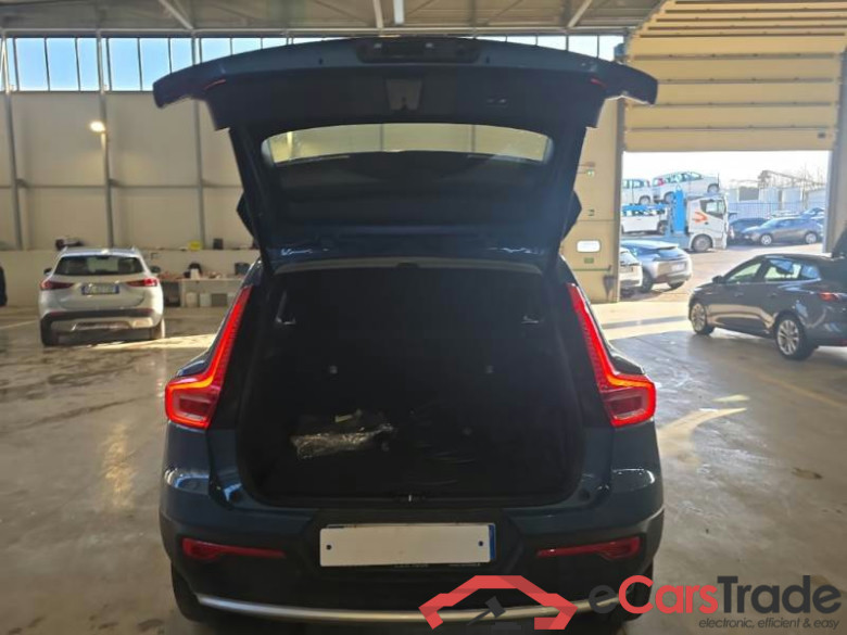 VOLVO XC40 / 2021 / 5P / SUV T5 RECHARGE PLUG-IN AUTO CORE #5