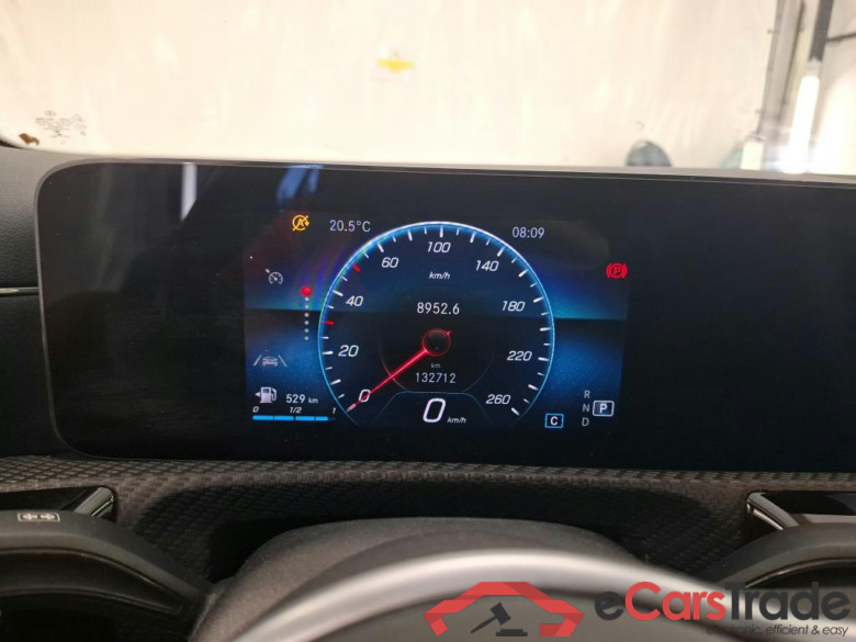 MERCEDES-BENZ Classe A Compact / 2018 / 5P / Berline A 200 Business Line 7G-DCT #6