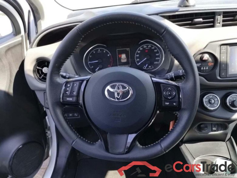 TOYOTA YARIS 1.0 VVT-i Connect #6