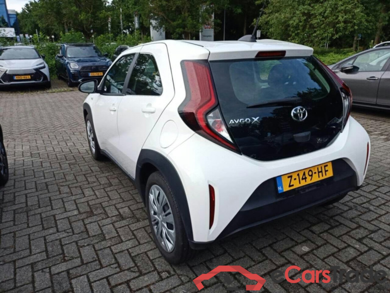 TOYOTA Aygo X 1.0 VVT-i MT Play #3