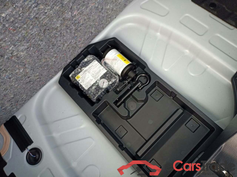 TOYOTA Aygo X 1.0 VVT-i MT Play #5