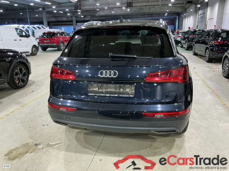AUDI Q5 DIESEL - 2017 30 TDi Business Edition S tronic #5
