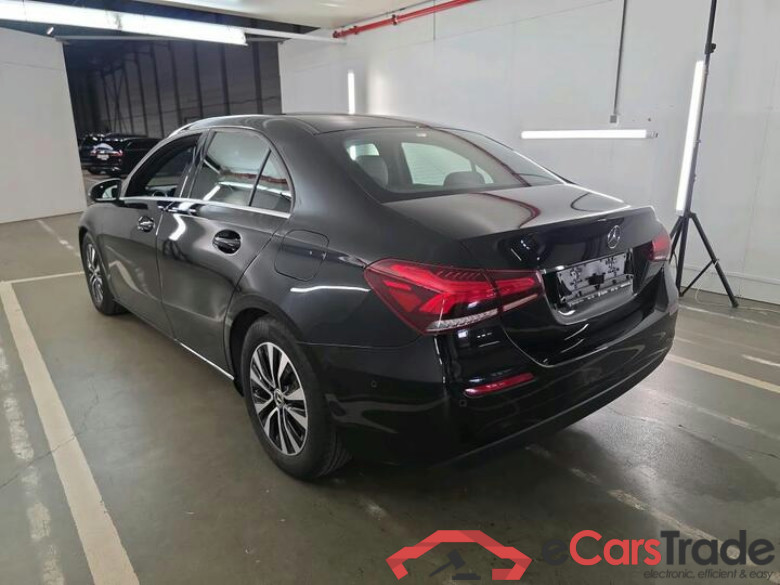 Mercedes A-Klasse Limousine A-Klasse Limousine A 180d Business Solution 85kW/116pk  4D/P Auto-8 #3