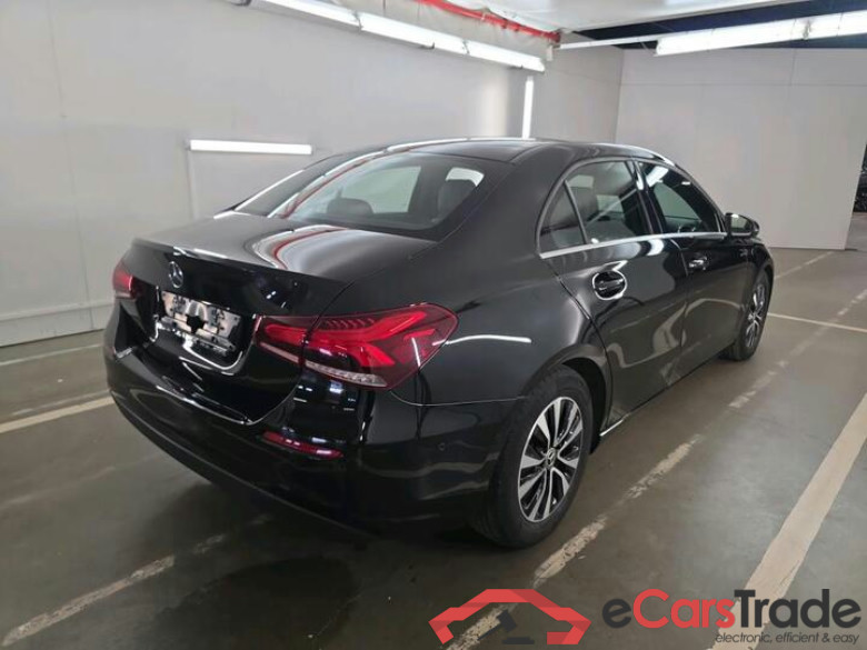 Mercedes A-Klasse Limousine A-Klasse Limousine A 180d Business Solution 85kW/116pk  4D/P Auto-8 #4