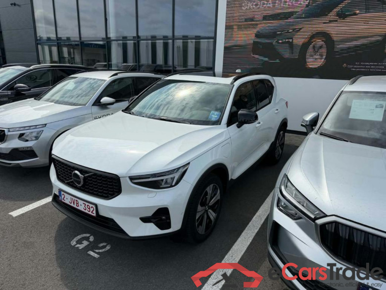 VOLVO XC40 1.5 T5 PHEV Ultimate Dark Design DCT #1