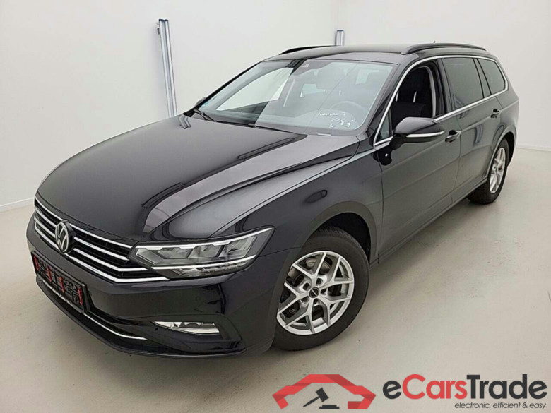 VOLKSWAGEN PASSAT VARIANT 1.5 TSI ACT COMFORTLINE #1