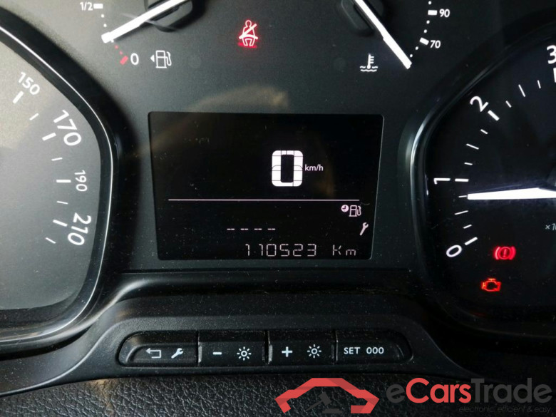 PEUGEOT Expert / 2016 / 4P / furgón Furgón Premium 1.5 BlueHDi 120 Standard #5