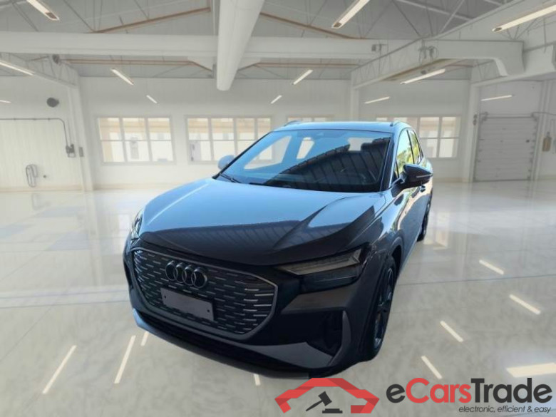 AUDI Q4 E-TRON / 2021 / 5P / SUV 50 E-TRON QUATTRO S LINE EDITION #1