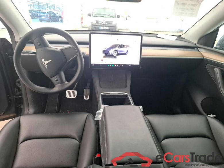 TESLA Model Y  2020  5P  SUV Grand Autonomie Dual Motor AWD #6