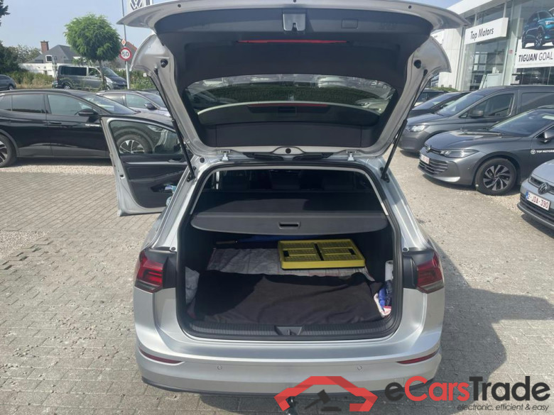 VOLKSWAGEN Golf VIII SW Golf SW 1.0 eTSI Life Business OPF DSG #6