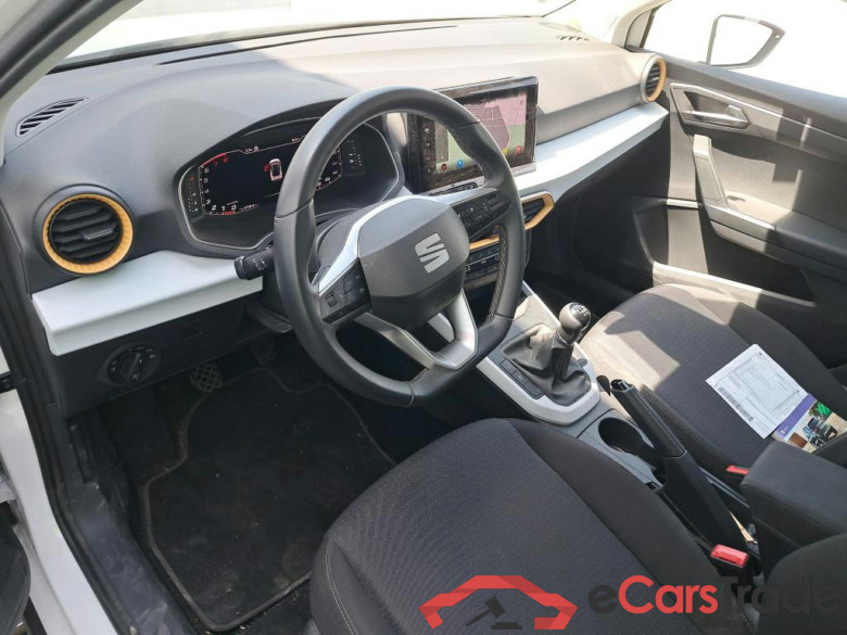 SEAT Arona / 2021 / 5P / todoterreno 1.0 TSI 81kW (110CV) Style Plus (AC) #3