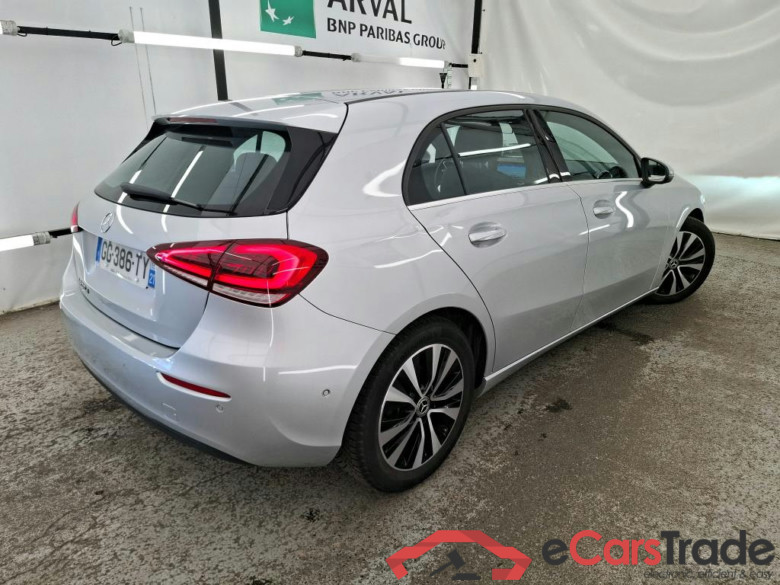 MERCEDES-BENZ Classe A Compact / 2018 / 5P / Berline A 200 d Business Line 8G-DCT #3