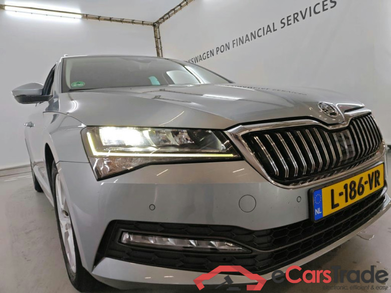 SKODA Superb Combi 110 kW #4