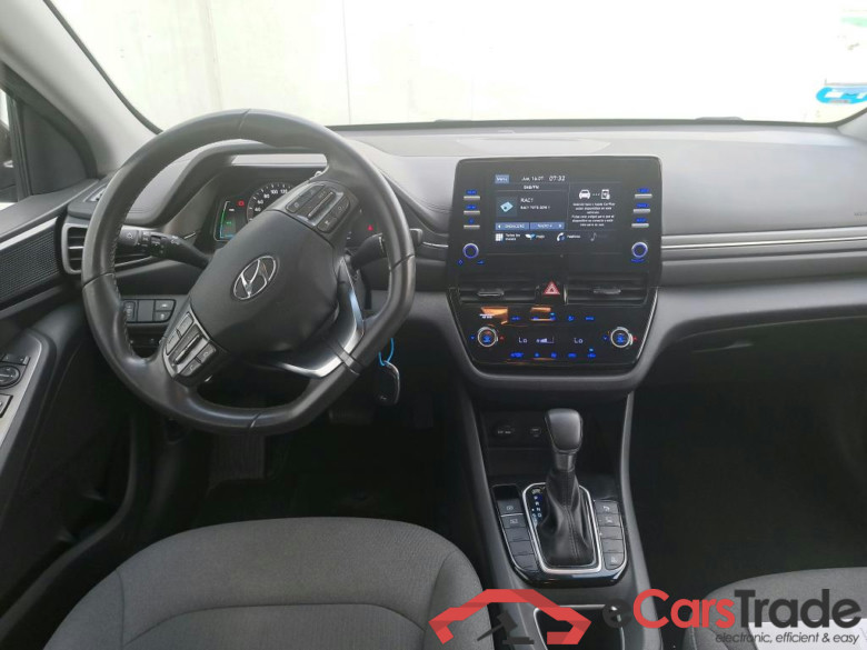 HYUNDAI IONIQ / 2019 / 5P / berlina con portón 1.6 GDI PHEV Klass DCT #3