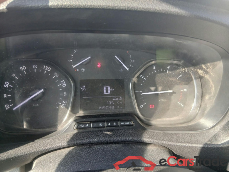 OPEL Vivaro / 2019 / 4P / combi 2.0 Diésel 110kW (150CV) L Std Express #4