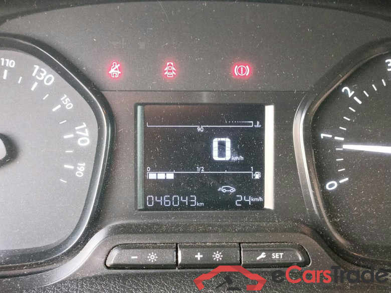 OPEL Vivaro / 2019 / 4P / furgón 1.5 Diésel 74kW (100CV) M Std Express #5