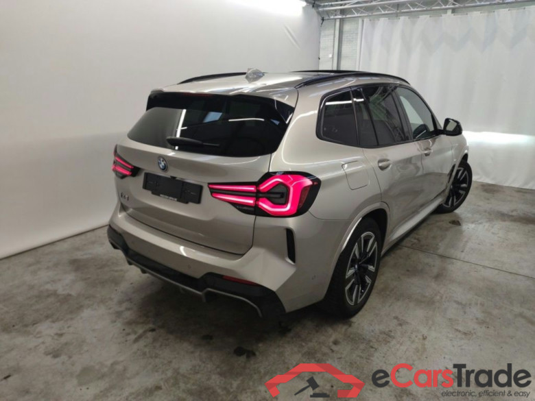 BMW iX3 iX3 5d #2